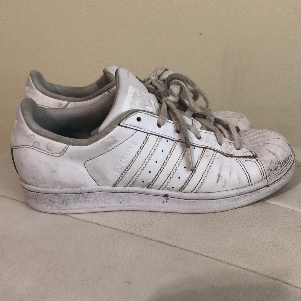 Adidas superstar size 5.5